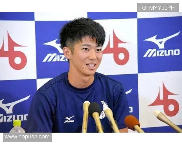 日本足球明星颜值巅峰谁是最帅的球员引发热议与关注